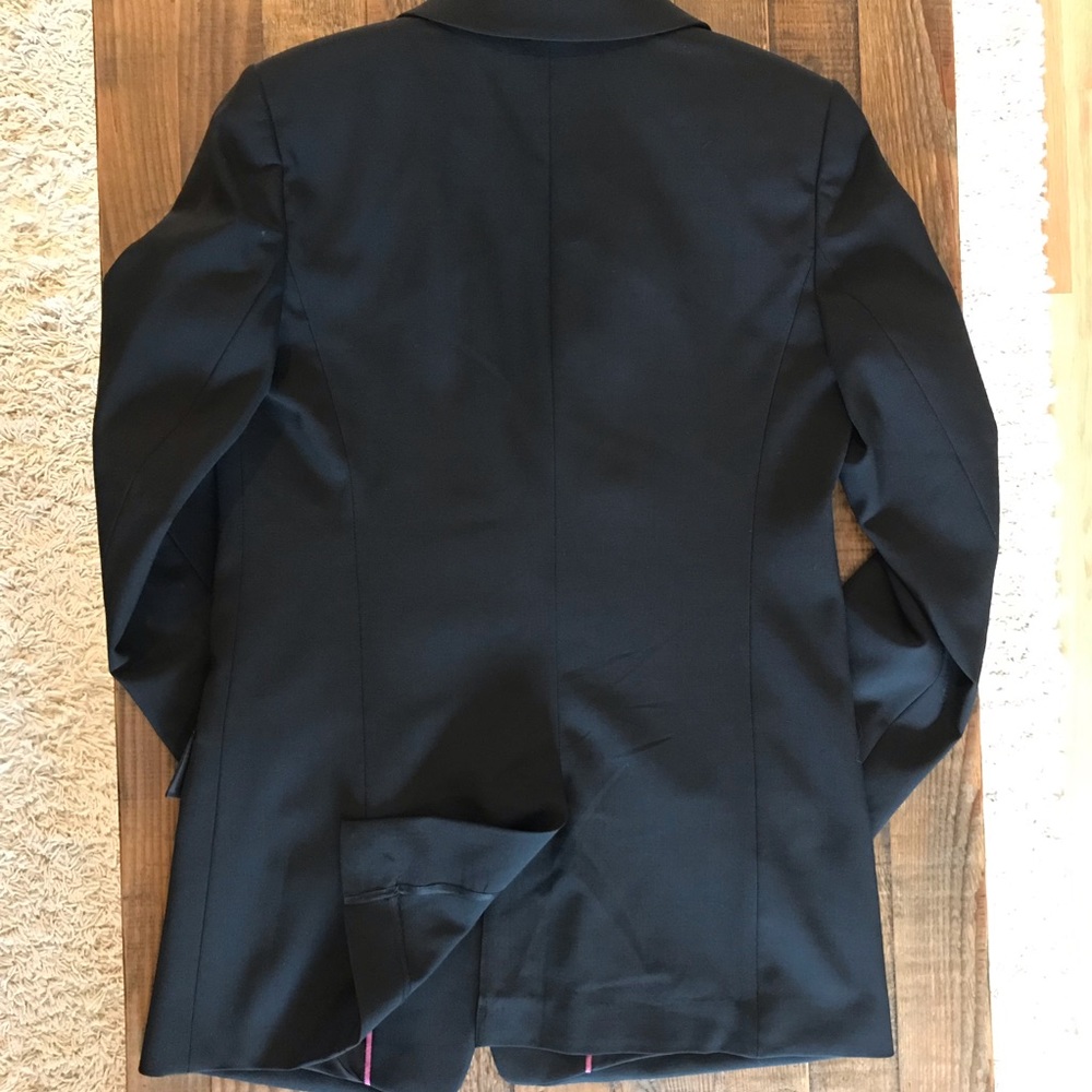 Ann Taylor 2-Button Black Blazer - Size: 4 - Picture 6 of 6